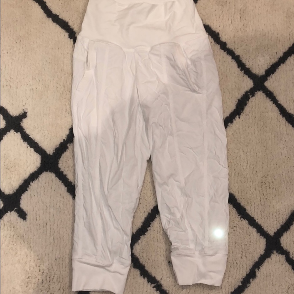 Lululemon Capri Lounge Pants